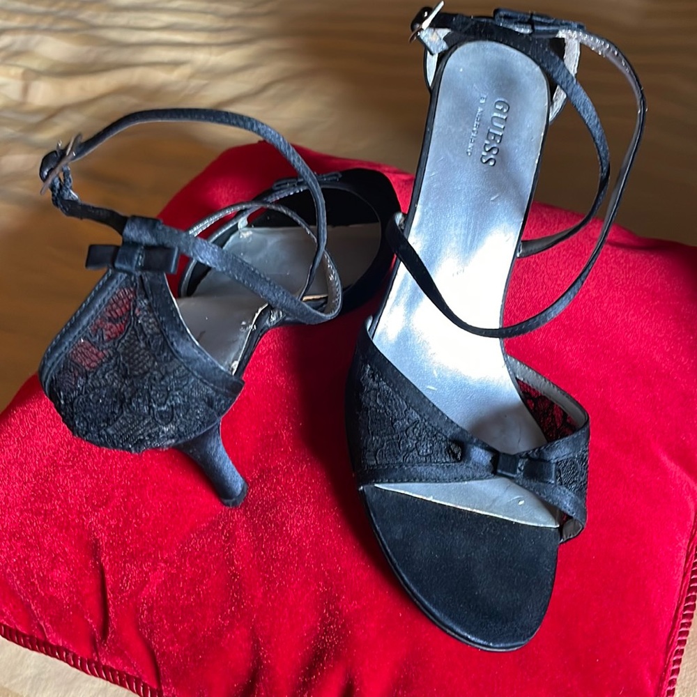 Black lacy sexy high heels; used twice long time ago.Love them, but too small!!